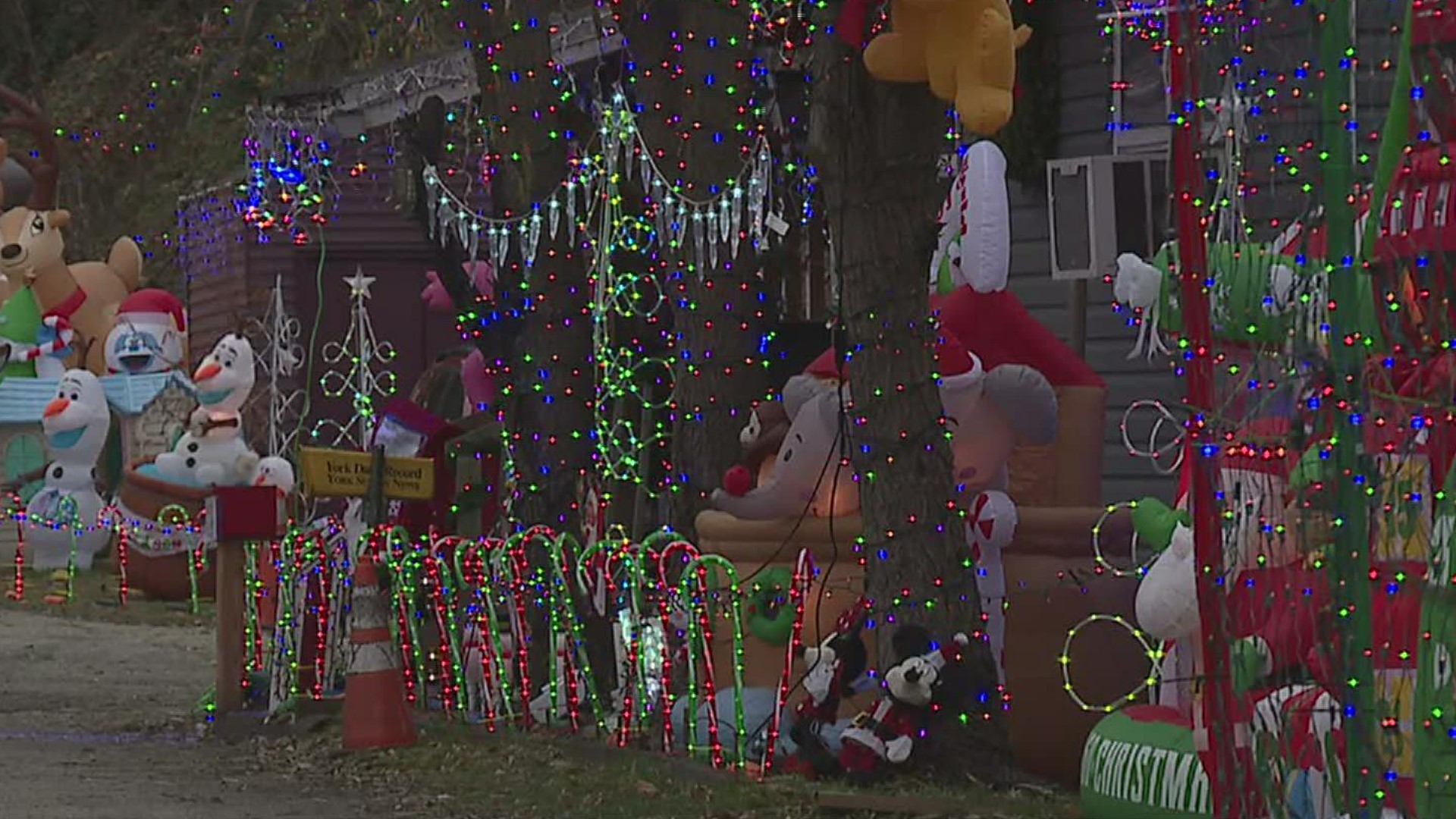 More than half a decade ago, one family started a tradition that would spread newfound holiday cheer throughout their neighborhood.