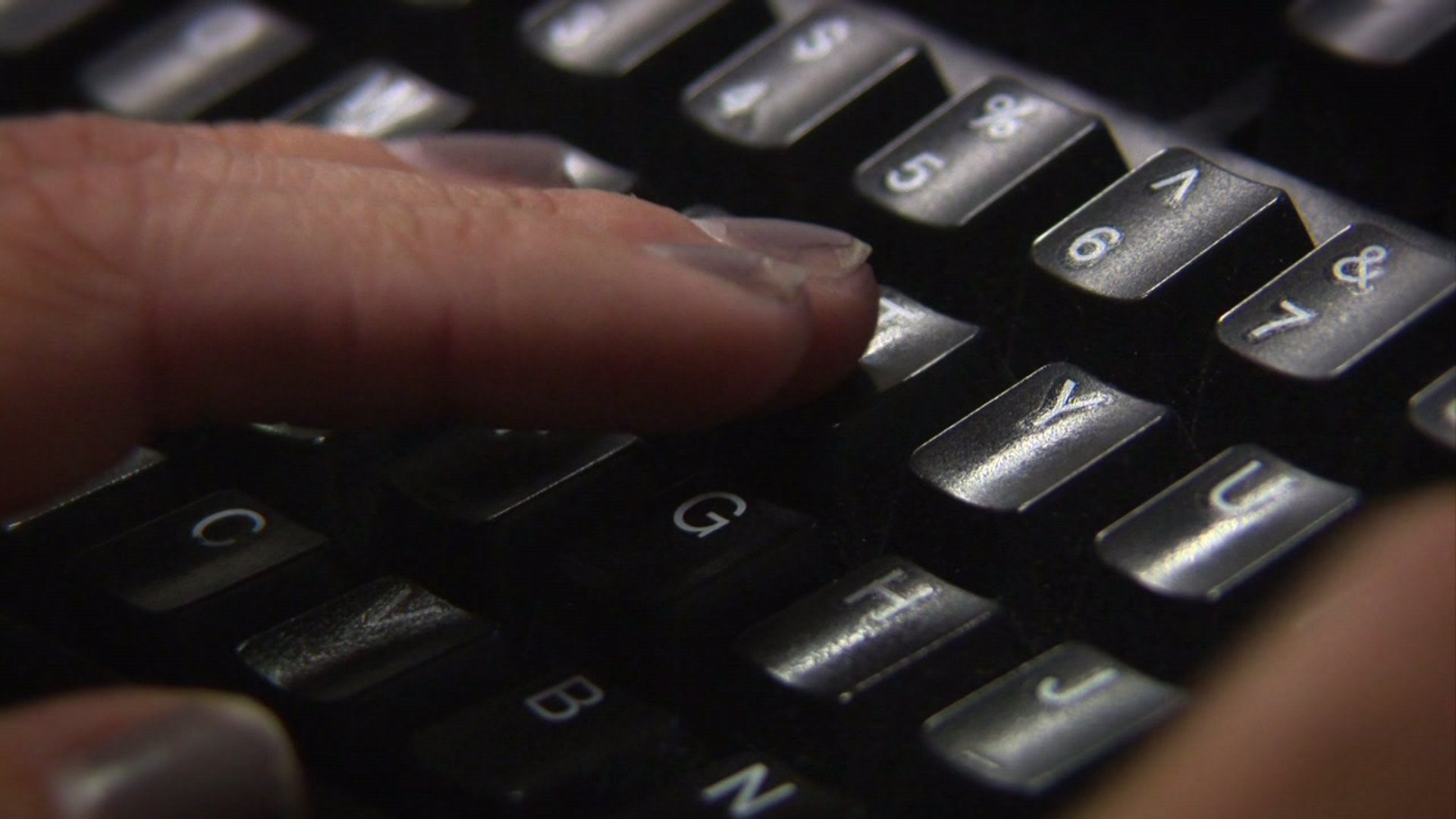 Tech Report Catfishing explained