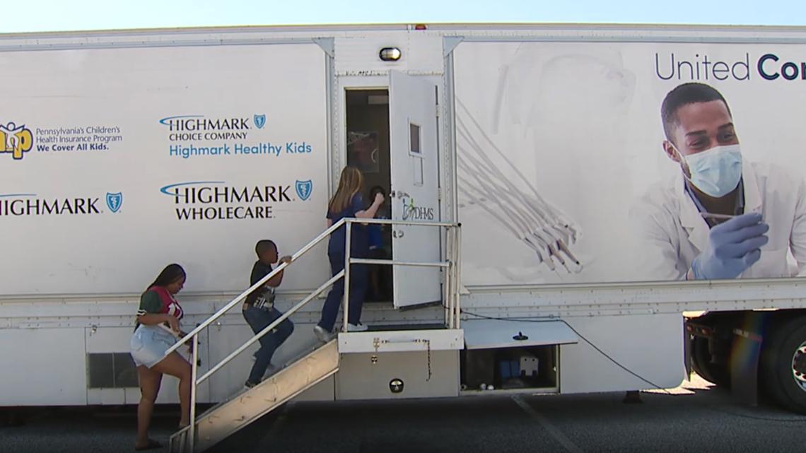 Mobile dental clinic rolls into York