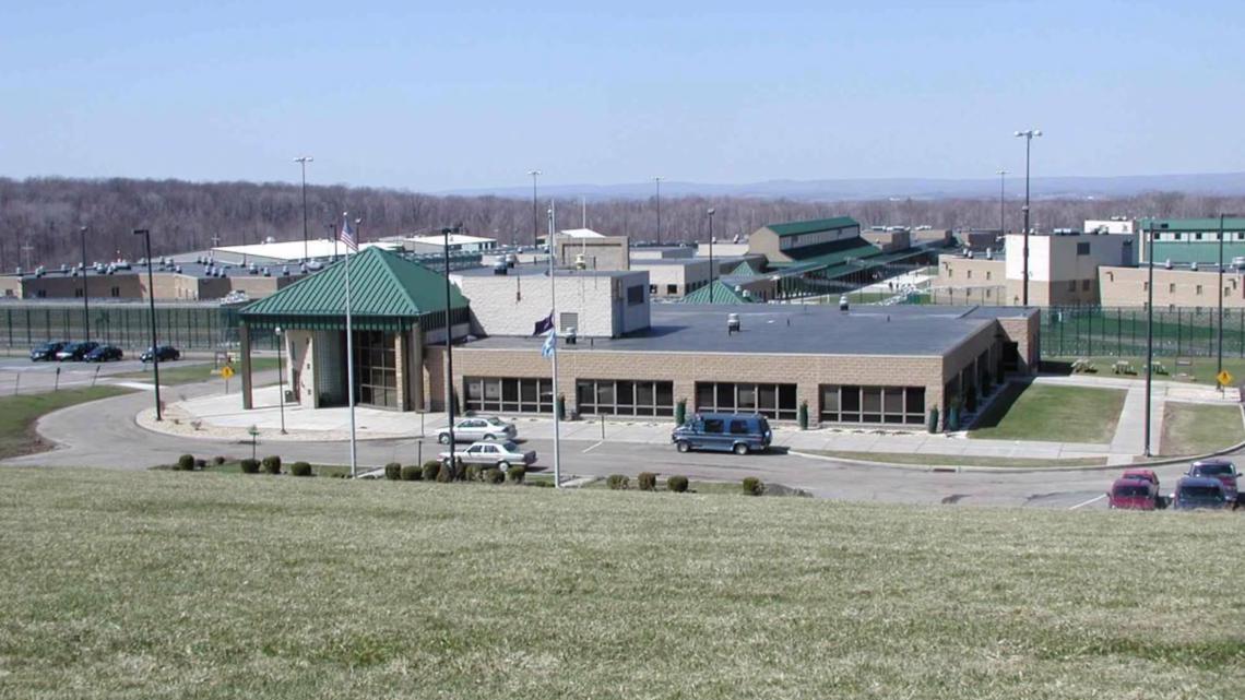 Man serving life sentence for Franklin County murder dies in prison ...