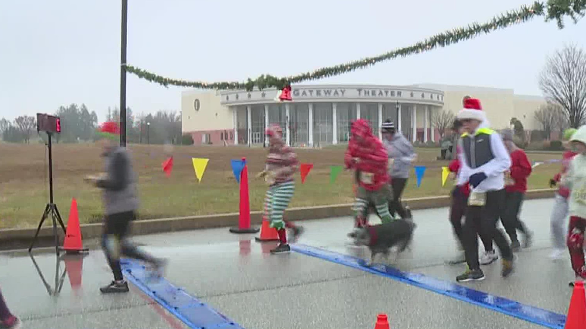 The Gettysburg Gateway location's race donates all proceeds to Toys for Tots, and gifts joggers a swag bag full of nifty items.