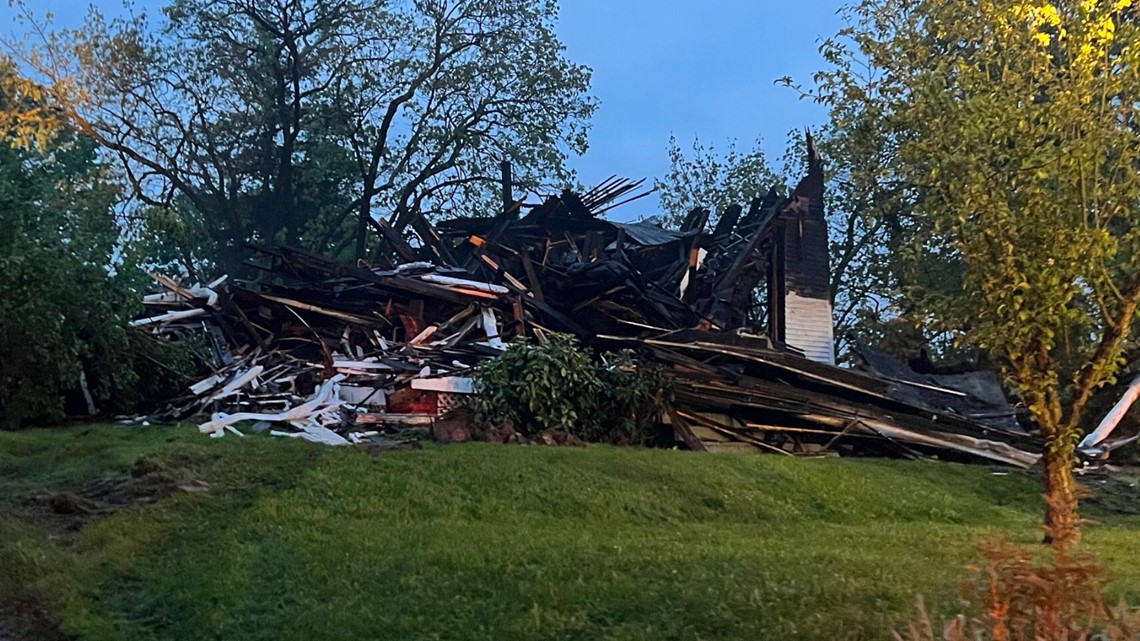 York County Fire Destroys Seven Valleys Home | Fox43.com