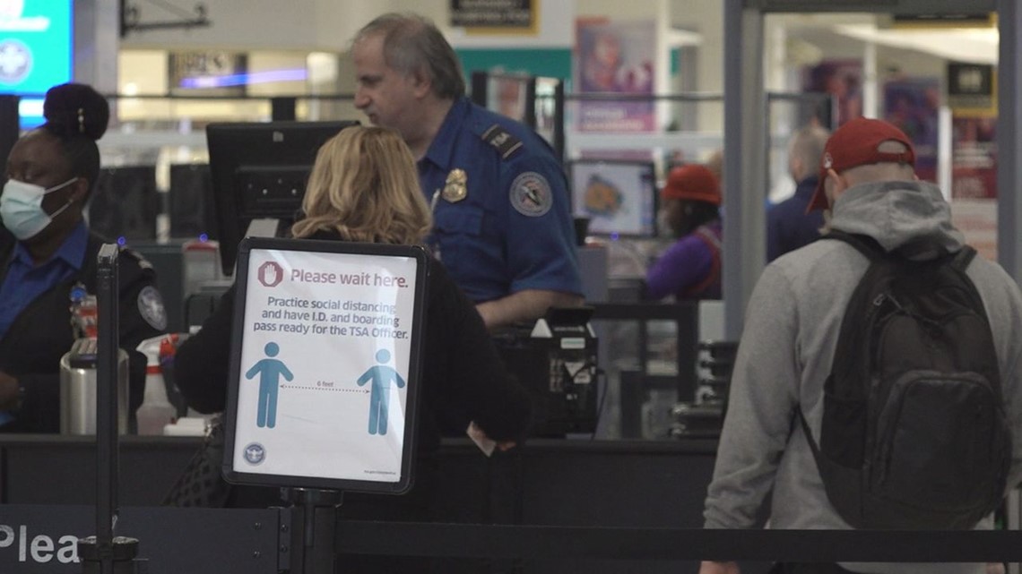 Tsa Seeing Uptick In Guns Detected At Airport Checkpoints As It Prepares For Christmas Travel