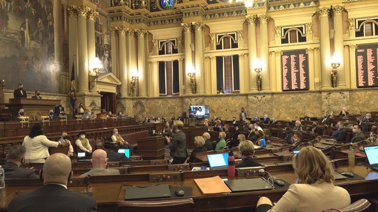 Pa. lawmakers banked $1.5 million in meal, lodging payments in 2021; see how much your lawmaker took