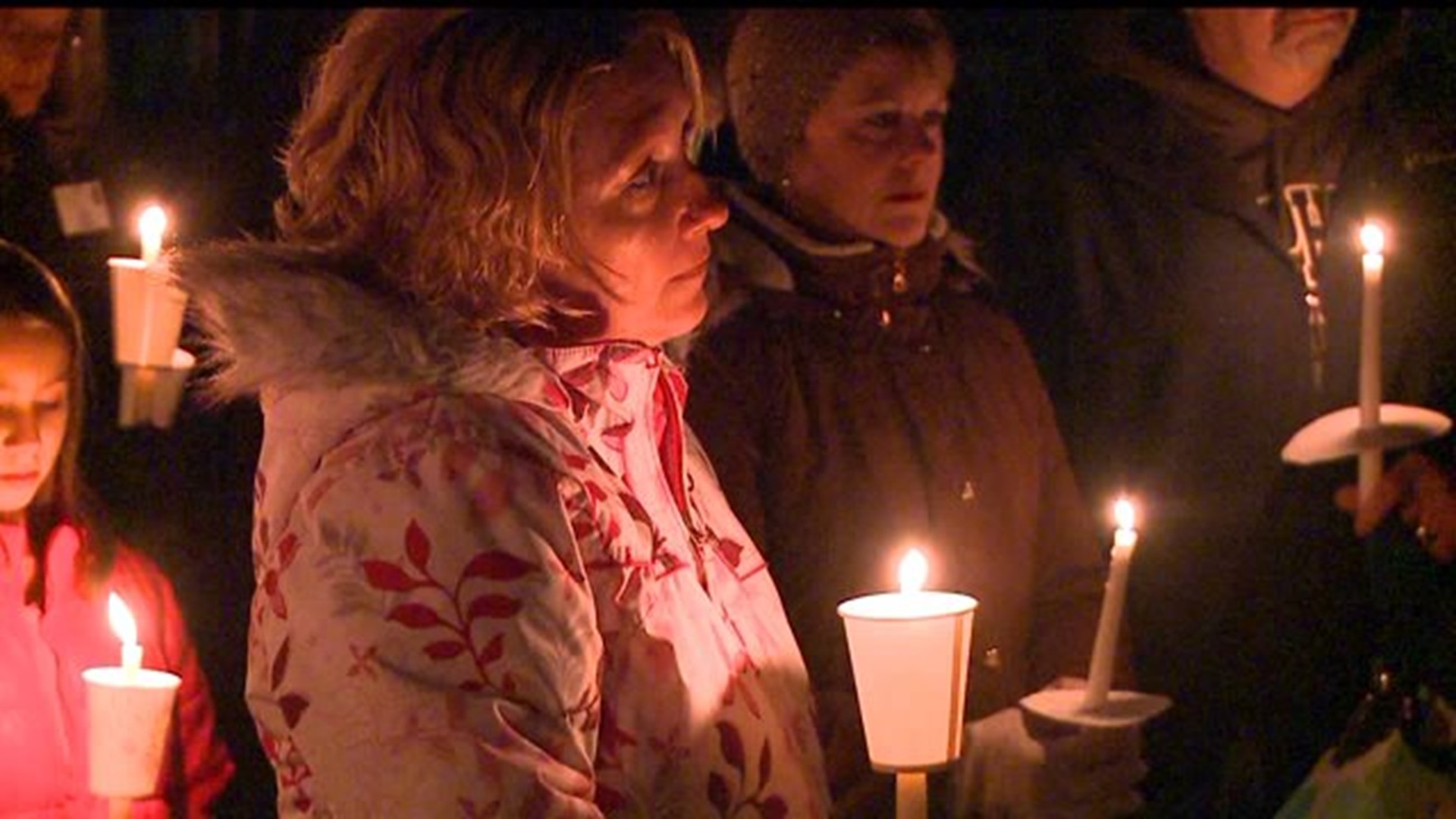 Community honors York Co. woman reportedly stabbed to death by husband