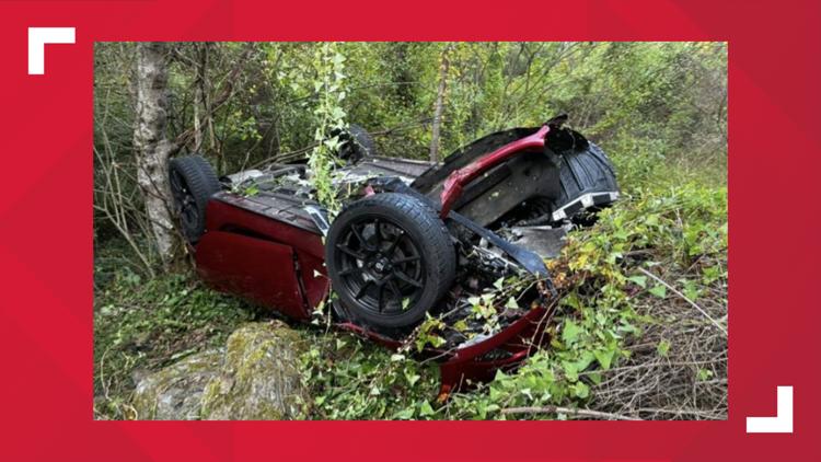 Emergency team rescues driver in York County crash | fox43.com