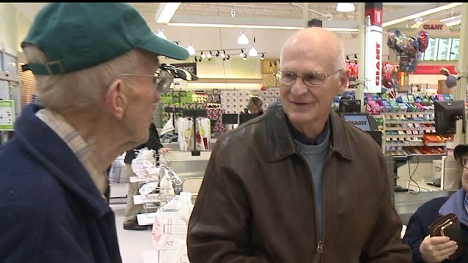 Grocery giver Man picks up the tab for people in need