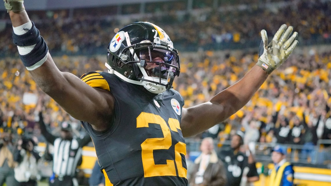 Top 10 Fantasy Running Backs for 2021 