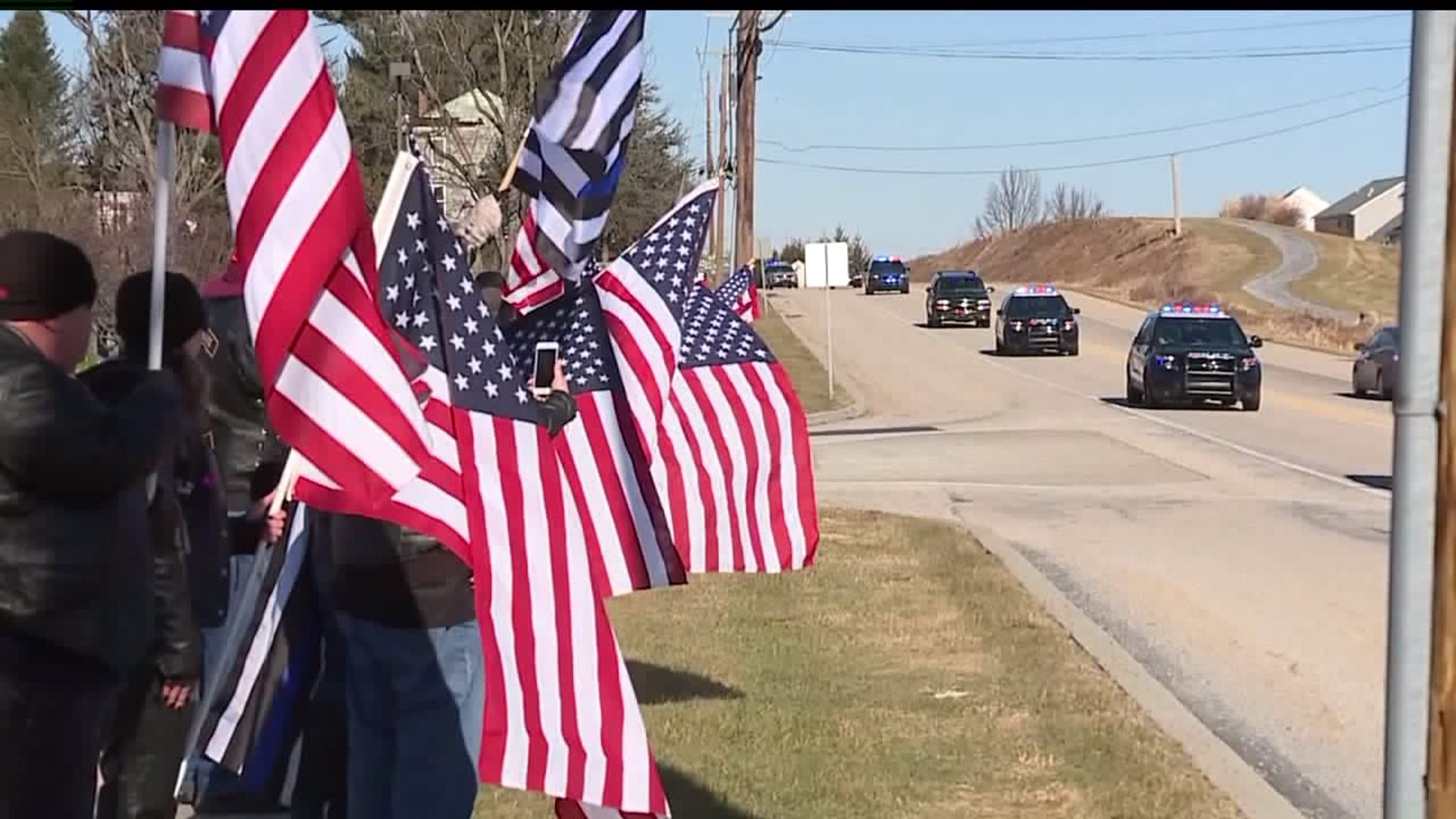 Community gathers for special ceremony honoring Deputy U.S. Marshal Christopher Hill