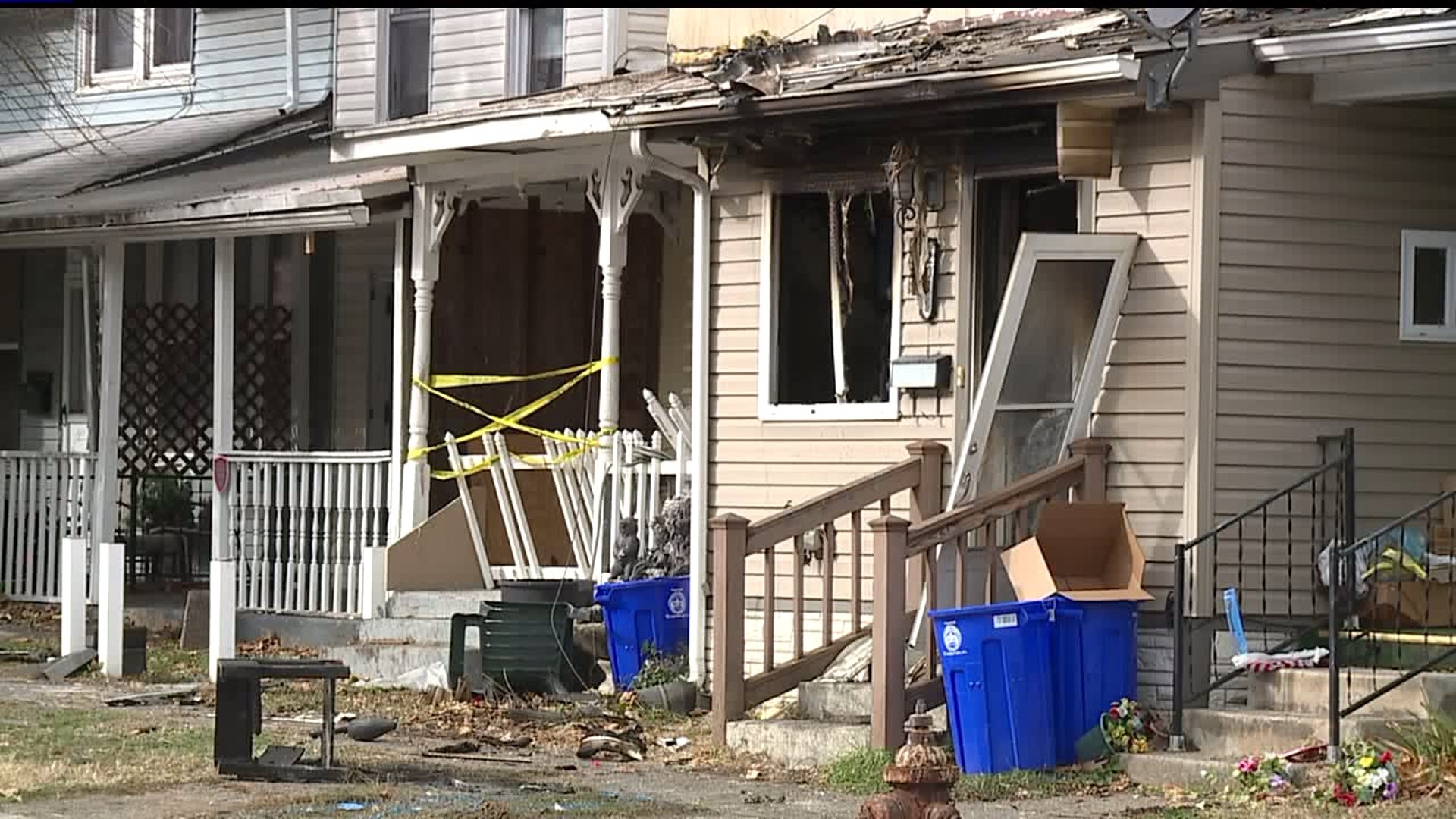 Firefighter injured fighting Harrisburg row home fire