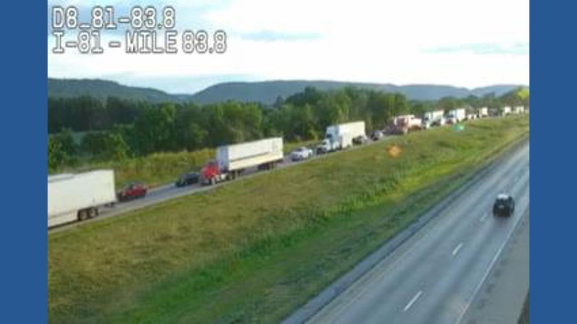 Crews called to rollover crash on I-81 Southbound | fox43.com