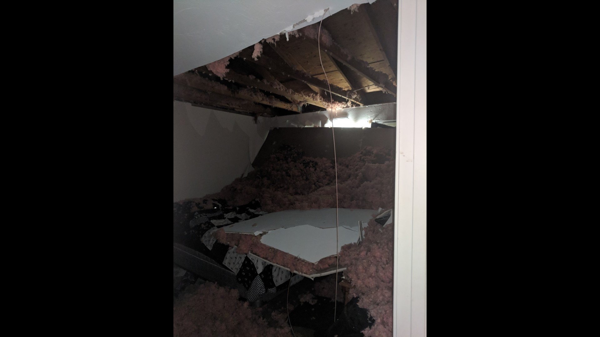 Bedroom ceiling collapses at apartment building in York County