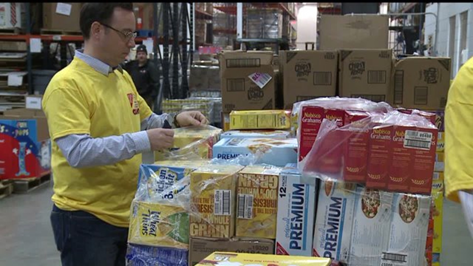 Nabisco and Giant Food Stores help fight hunger for the Central PA Food Bank