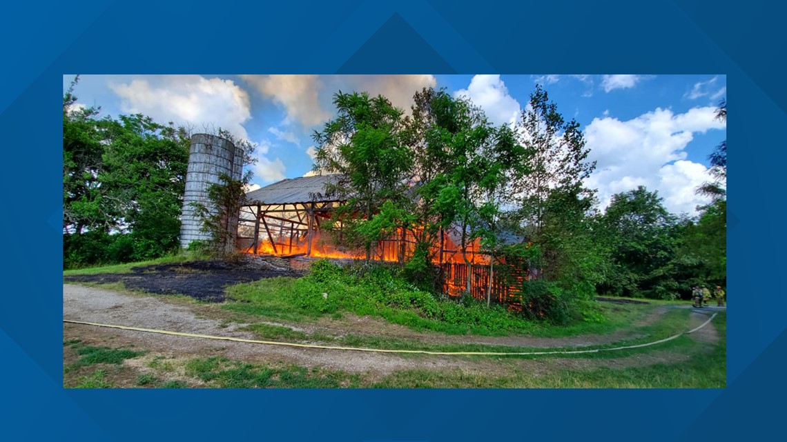 Units on scene of barn fire in Penn Township