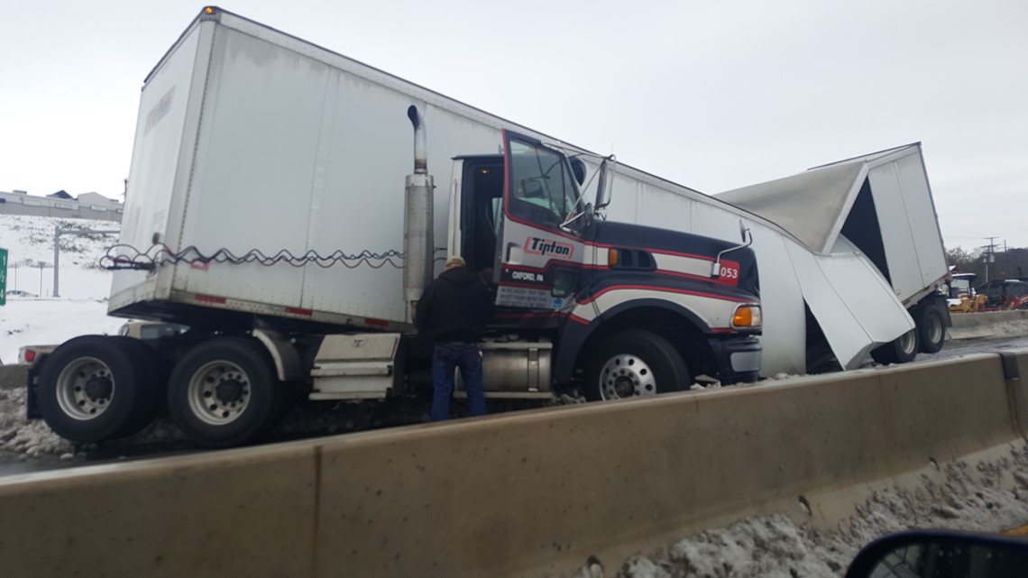 Jackknifed tractor trailer closes I83 North near Mt. Rose exit in York