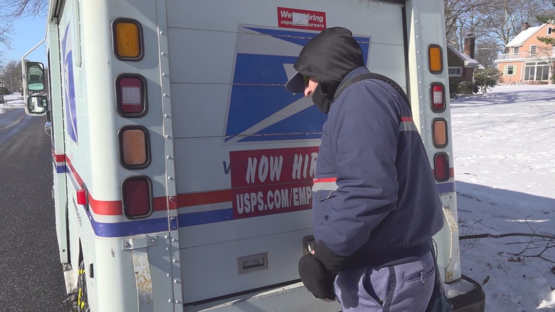 Outdoor workers brave the frigid temperatures across central Pennsylvania - Vimarsana News