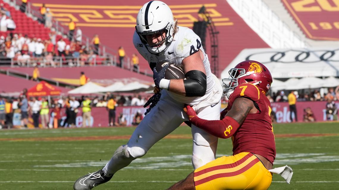 Doitall tight end Tyler Warren brings a new dimension to No. 3 Penn