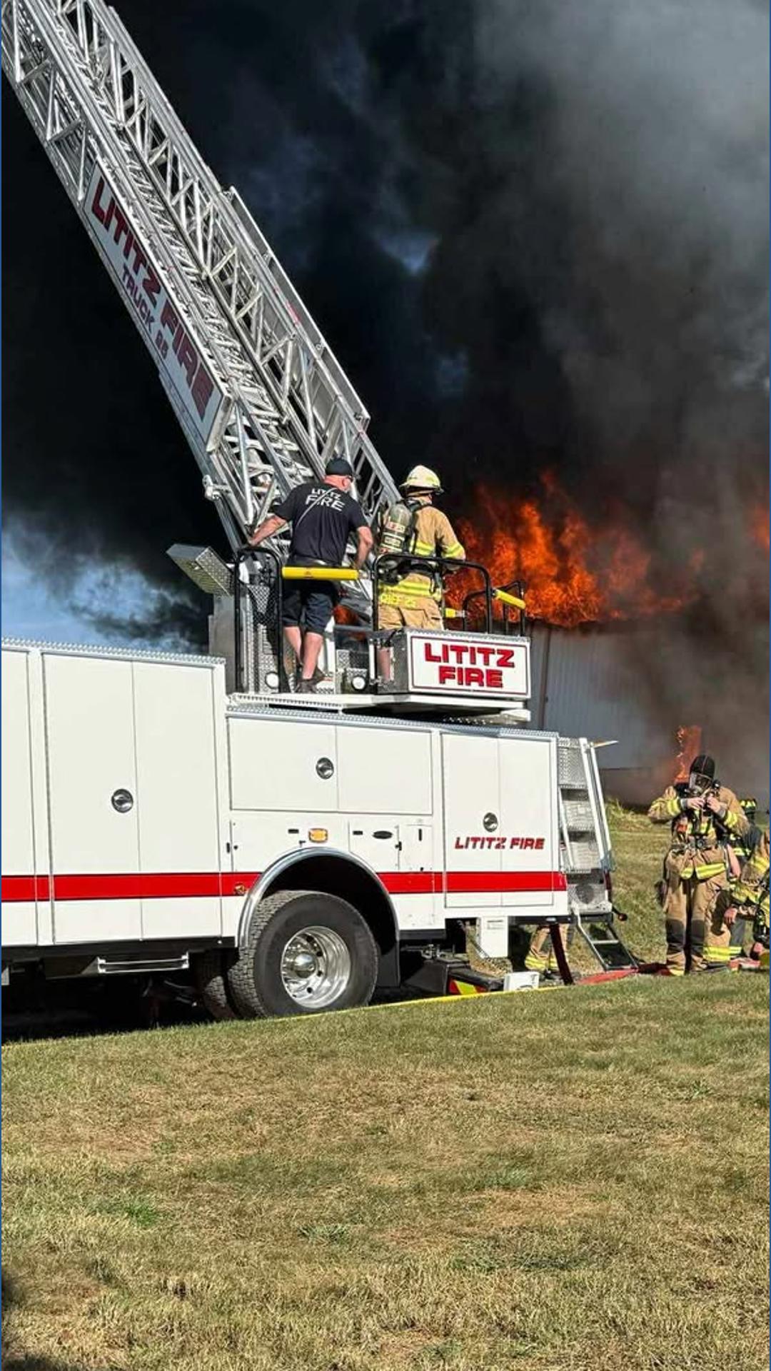 Crews tackle two-alarm barn fire in Lancaster County | fox43.com