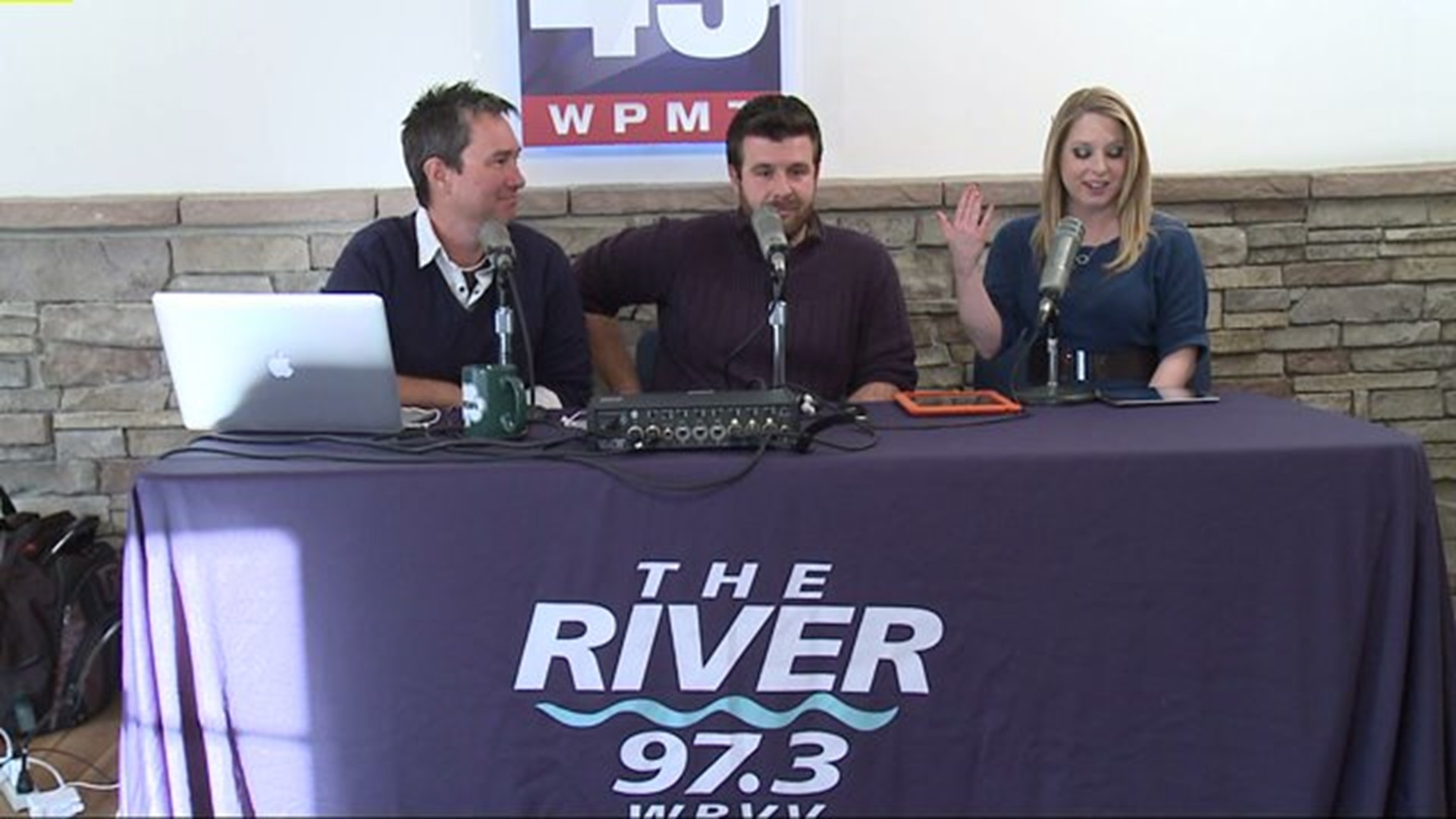 FOX43 Radio Row: The River 97.3
