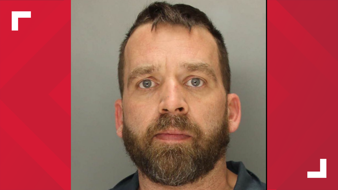 Police: Lancaster man charged with DUI, fleeing scene of accident after hit-and-run crash on Fruitville Pike - Vimarsana News
