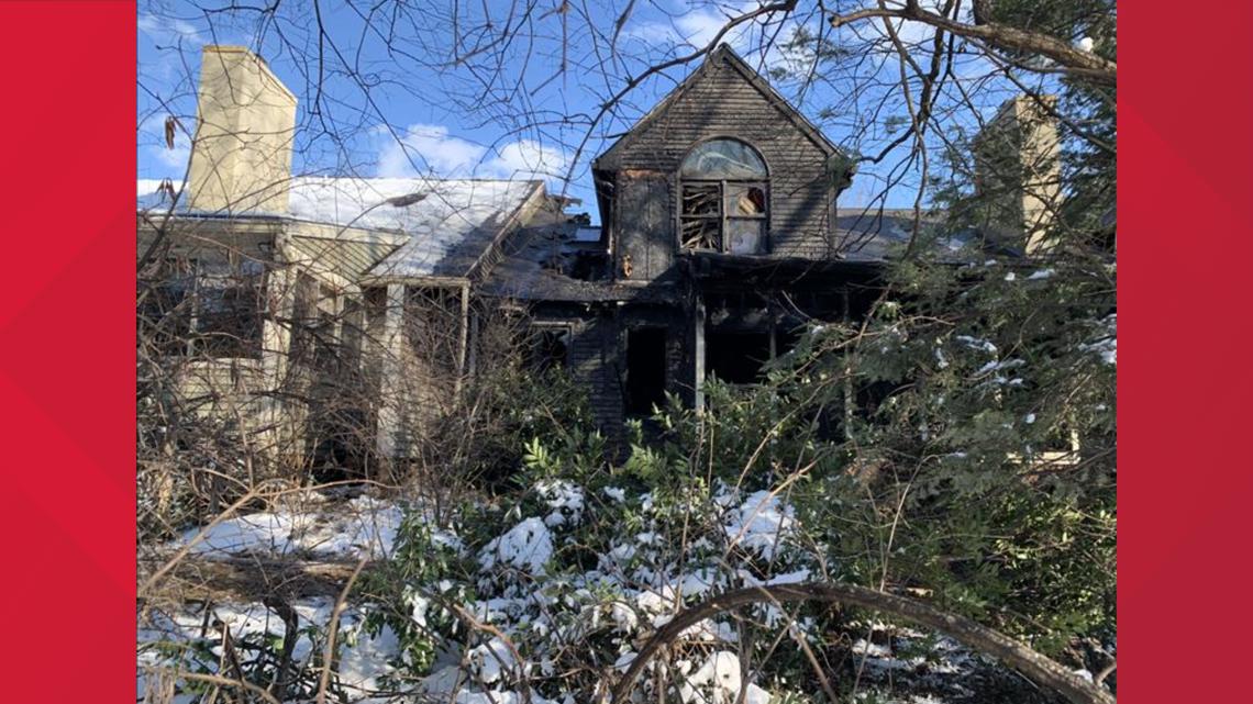 Multiple homes damaged in 2-alarm Lancaster County fire | fox43.com