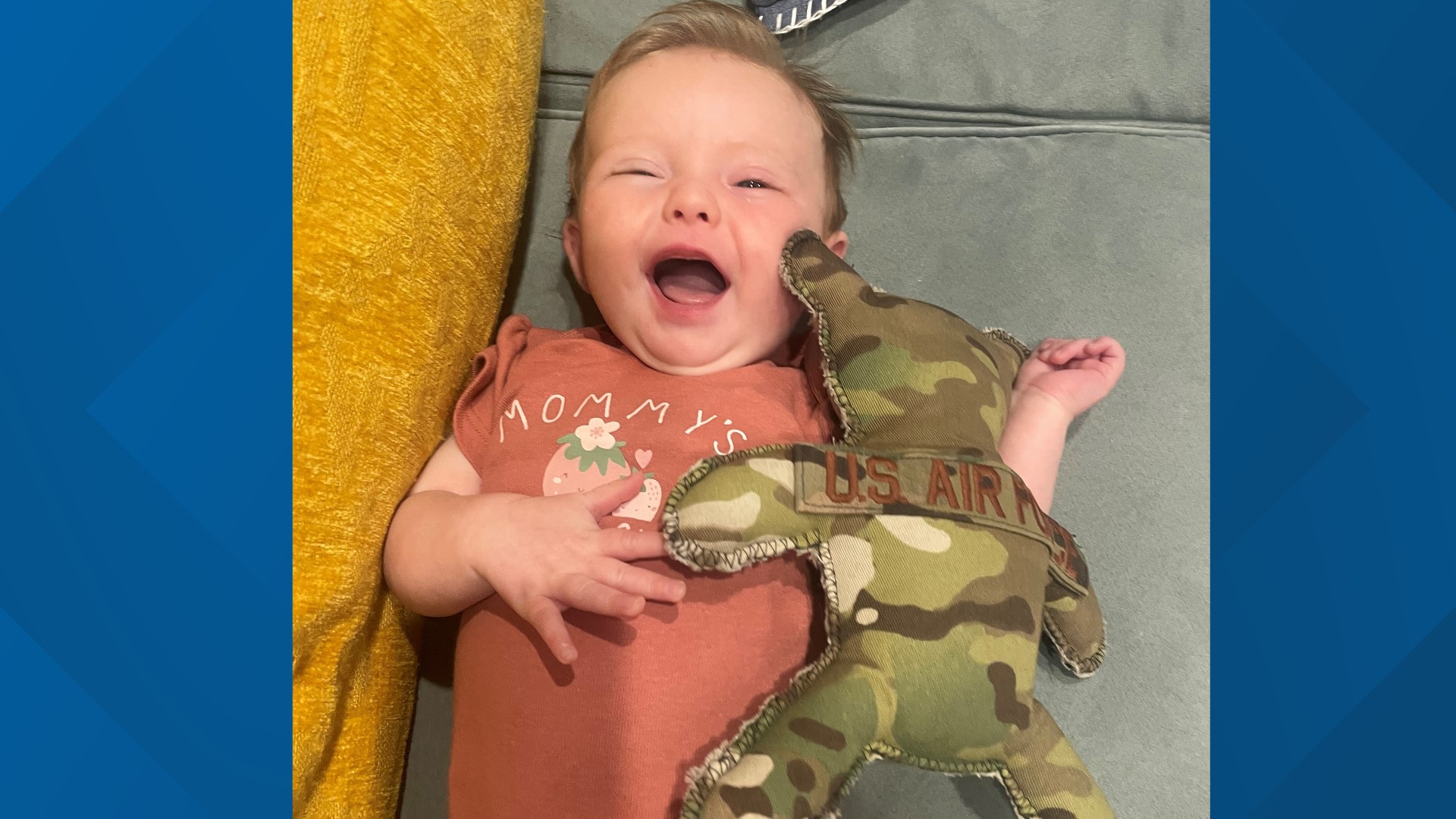 From Pennsylvania, to New York, to Florida, this military bear traveled hundreds of miles. See how social media helped a baby reunite with her bear.