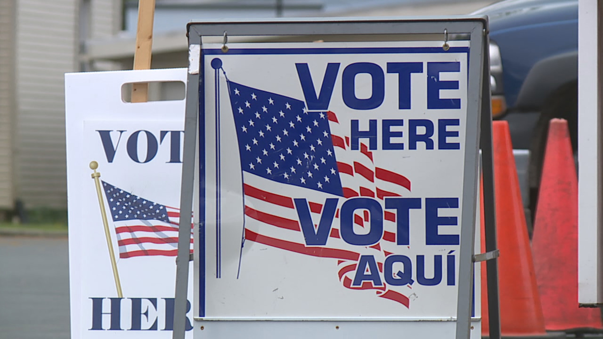 Residents are making their voices heard in the race between Janet Diaz and Jaime Arroyo