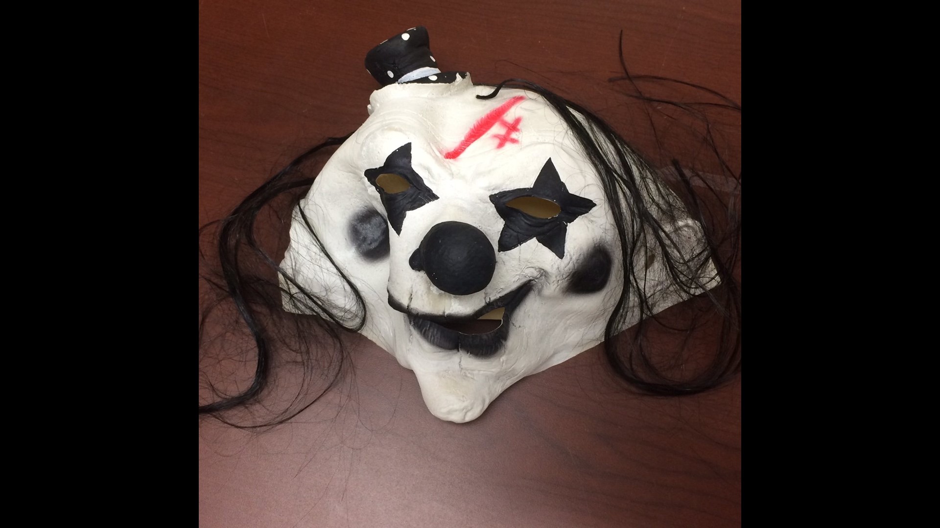 Man wearing clown mask faces charges for scaring motorists in Dauphin