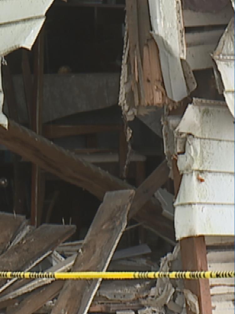 Vehicle crashes into York County home | fox43.com