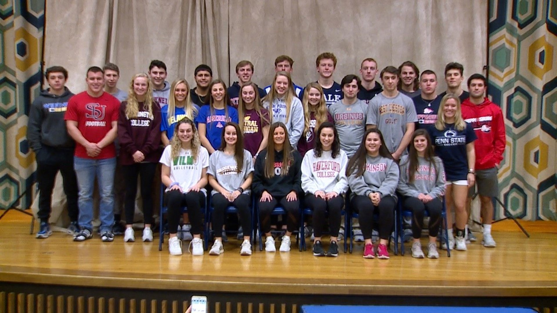 Blue Streaks celebrate 28 on National Signing Day | fox43.com