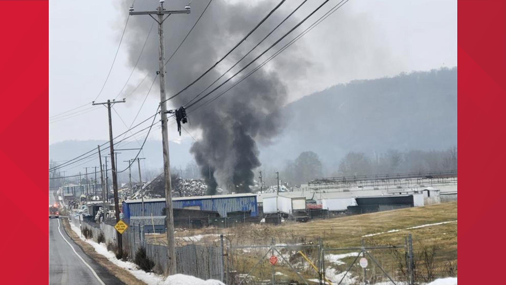 Multiple crews respond to Mifflin County scrap yard fire | fox43.com