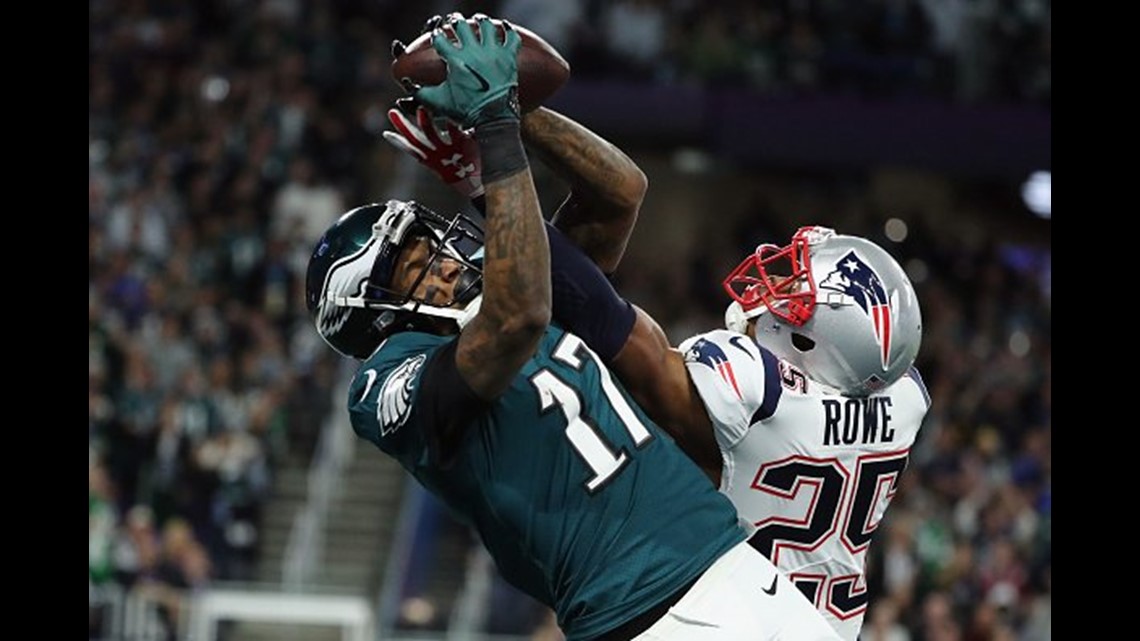 Alshon Jeffery Signed 16×20 Photo – Eagles Super Bowl LII Catch