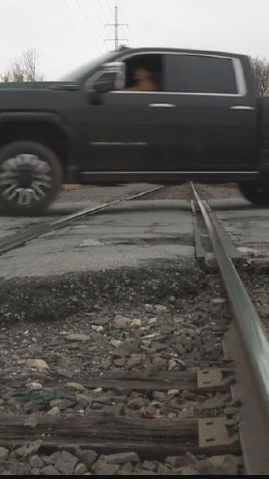 Bumpy East Hempfield railroad crossing to be repaired | fox43.com