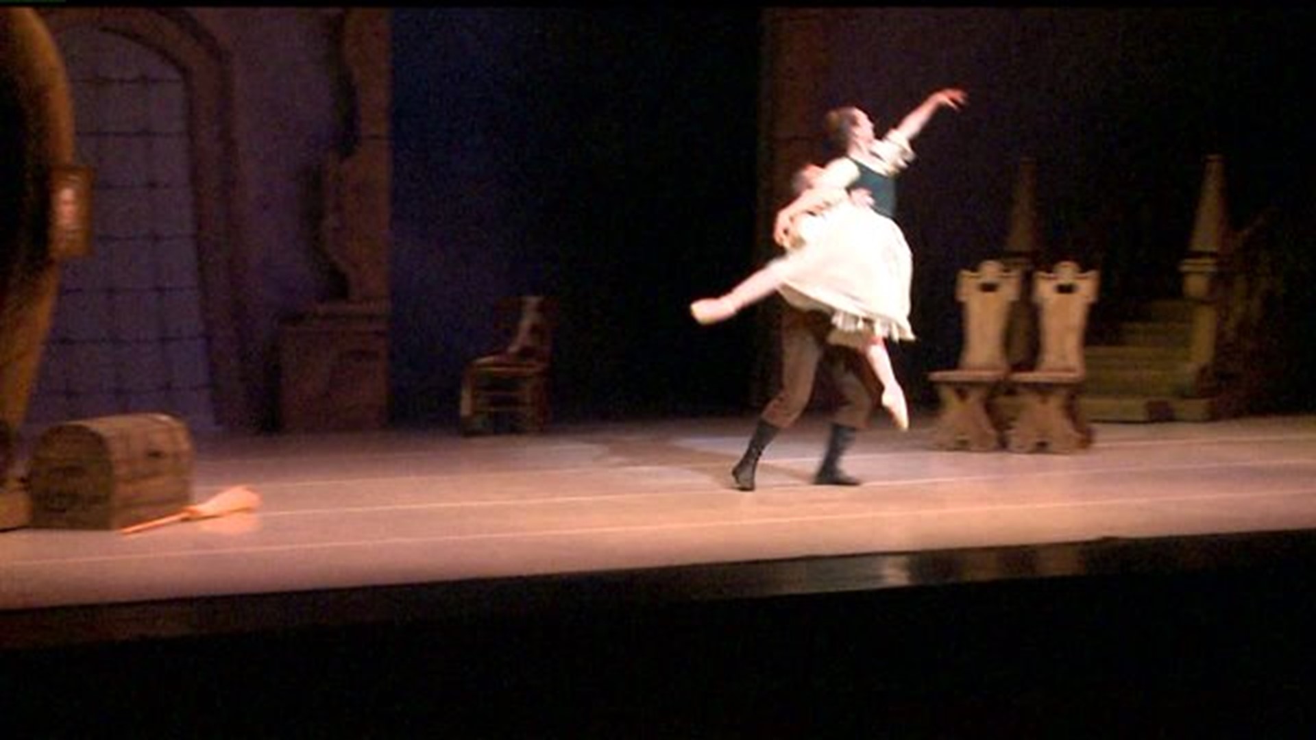 Congressman Barletta recognizes ballet students