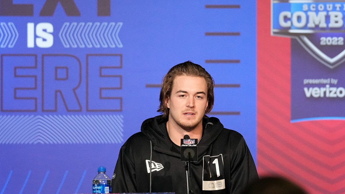 Kenny Pickett closes out NFL combine with hand measurement, on-field  workouts