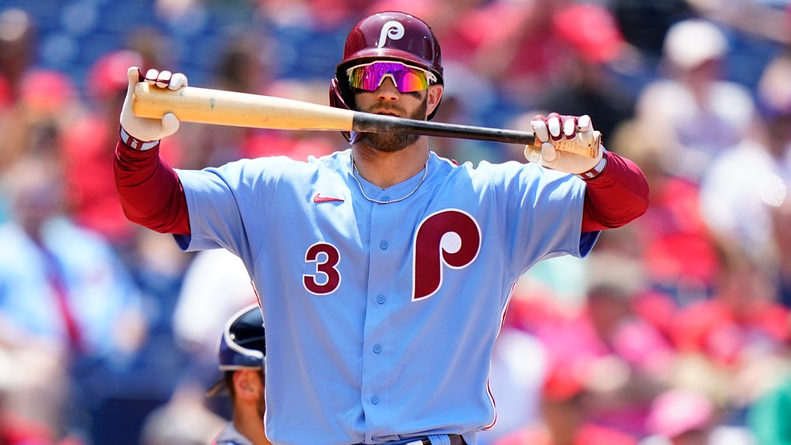 Nola lifts Phillies back over .500, beats reeling Yanks 7-0