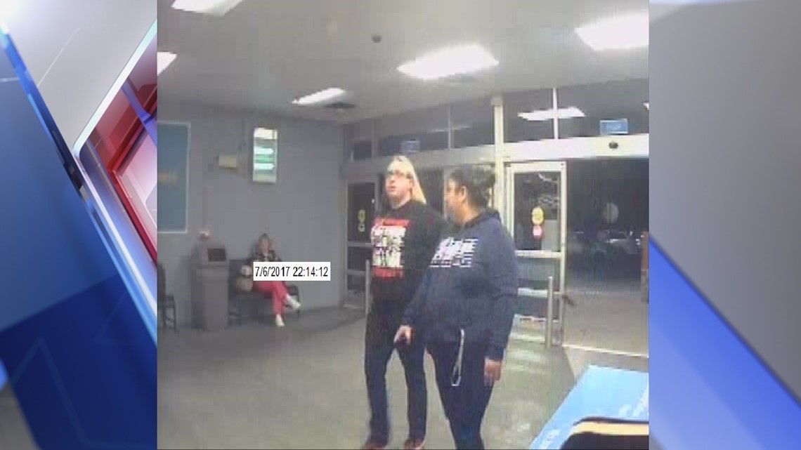 Police searching for two suspects from Walmart theft in Ephrata | fox43.com
