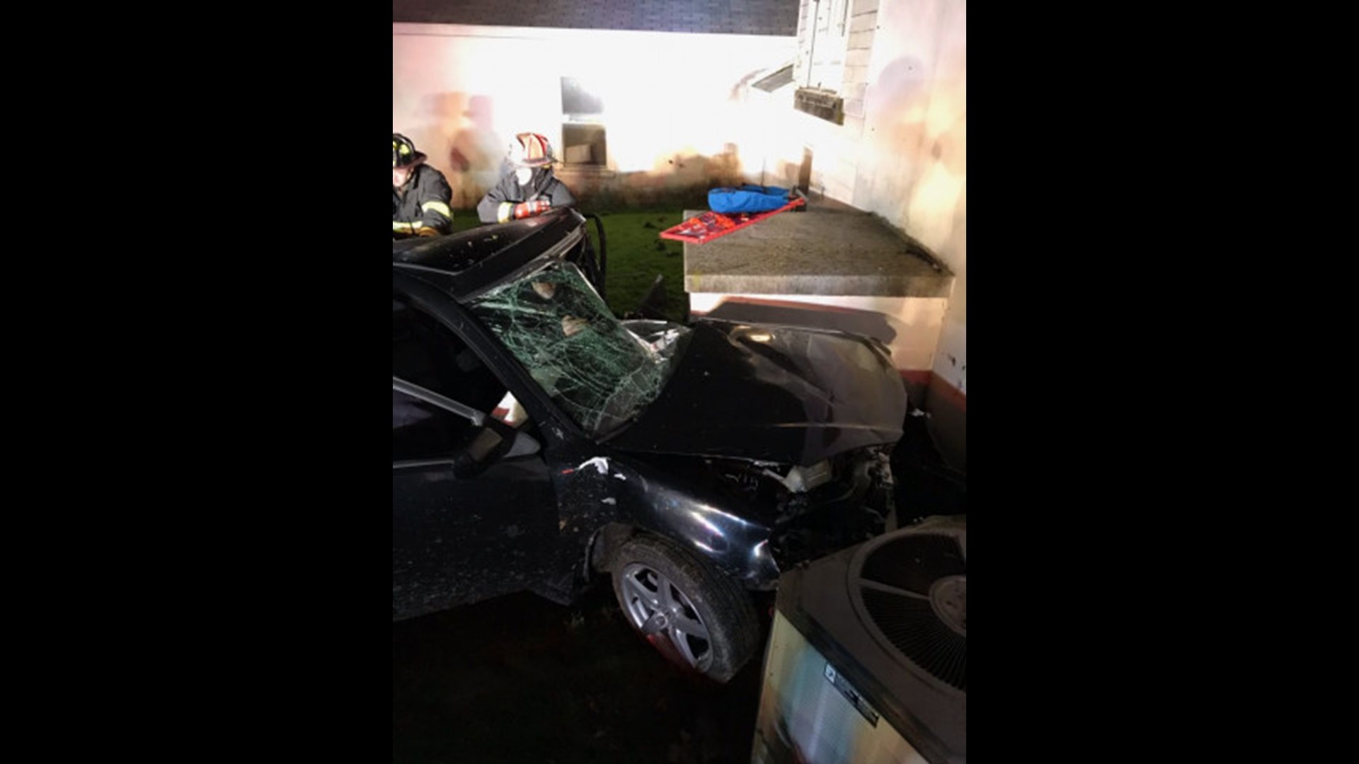 Vehicle crashes into York County house | fox43.com