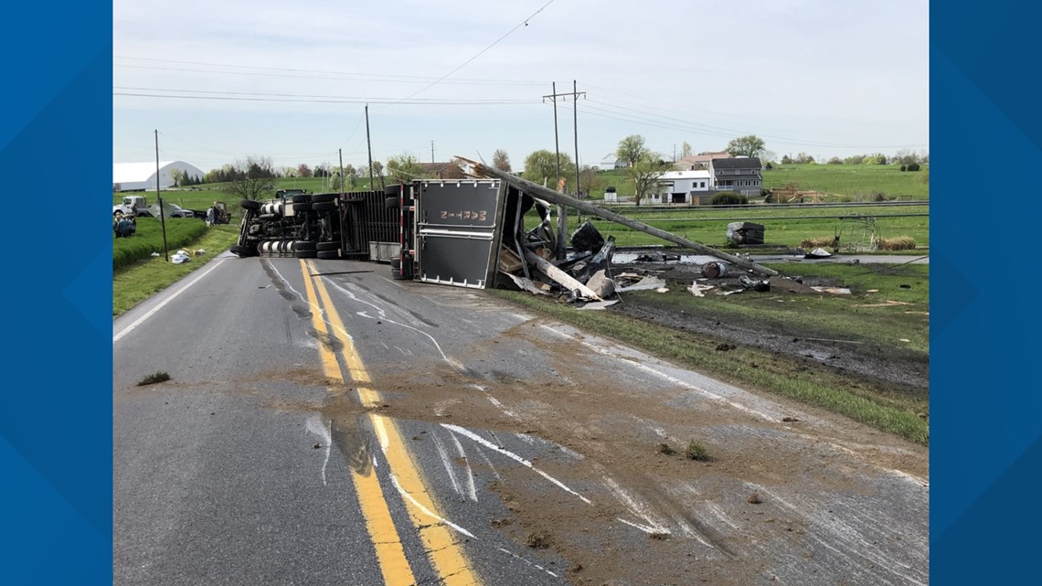 Tractor trailer truck crash closes Lancaster County road | fox43.com