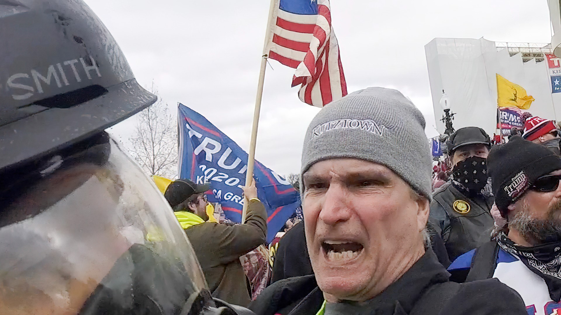 Prosecutors seek prison for rioter's attack on AP journalist