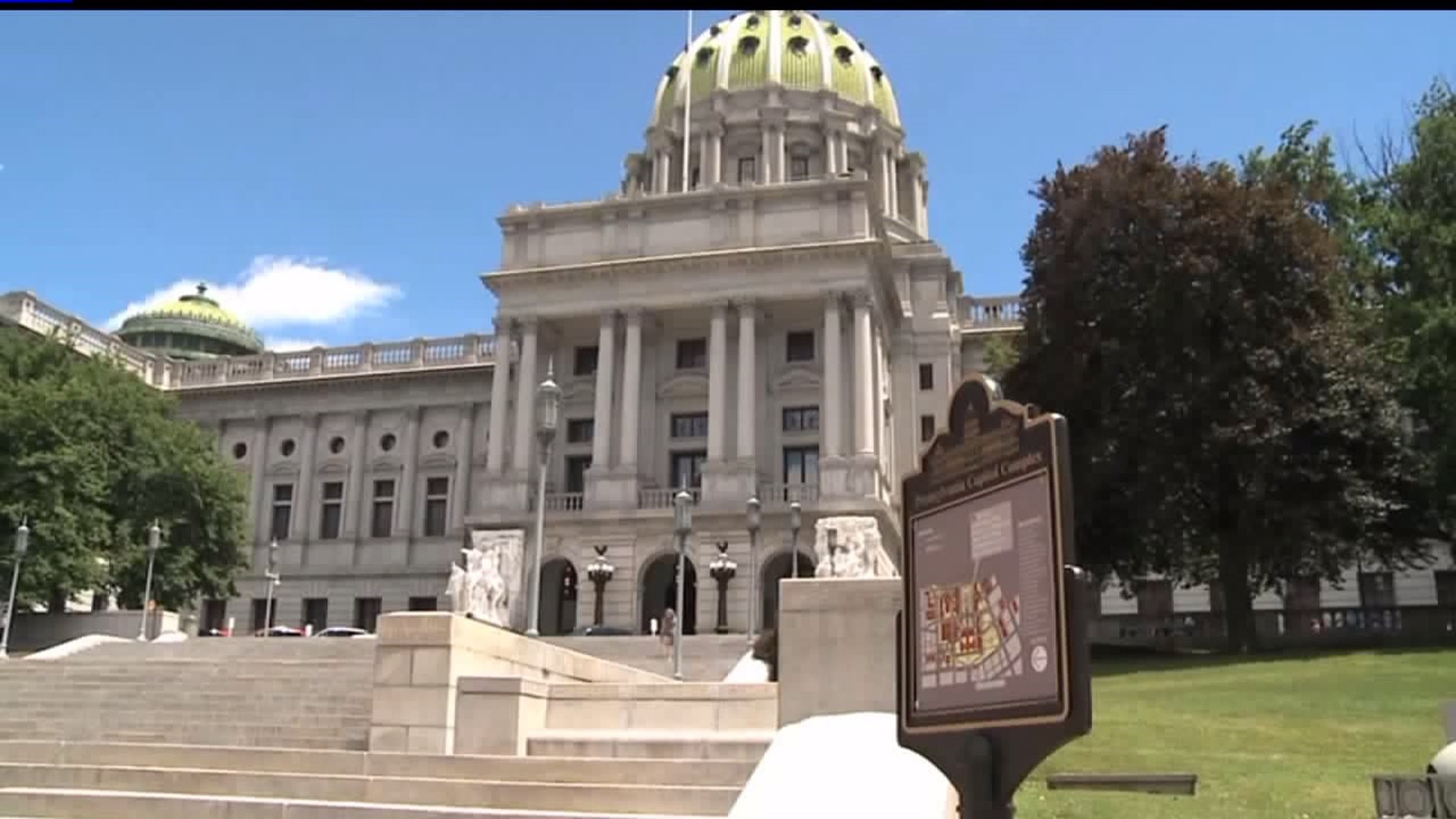 House proposes budget solution