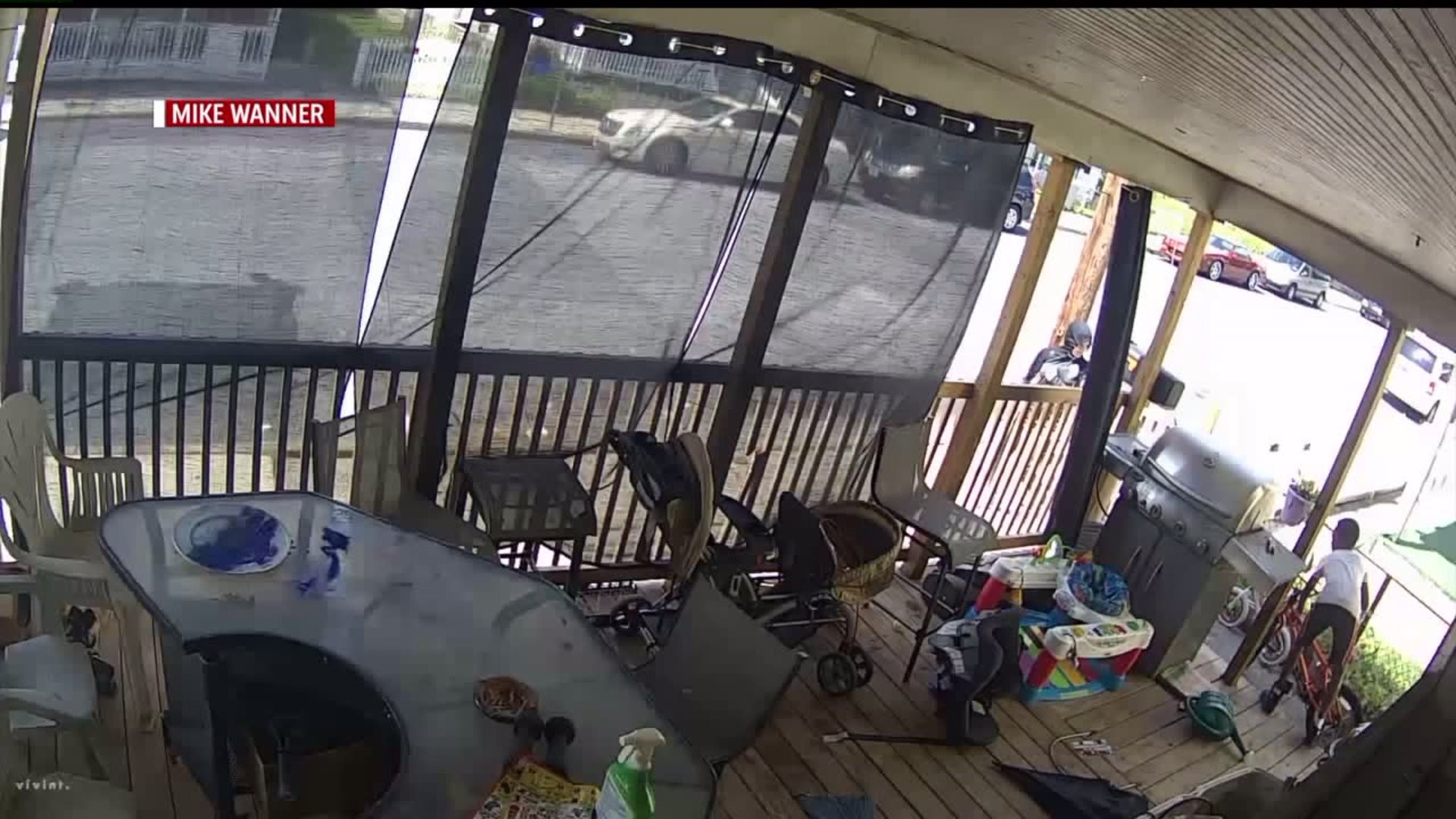 Kids steal bikes off of Steelton porch