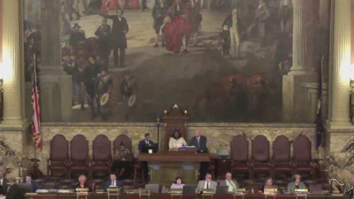 Pa. House approuve la facture universelle des vérifications des antécédents, rejette deux autres factures de contrôle des armes à feu