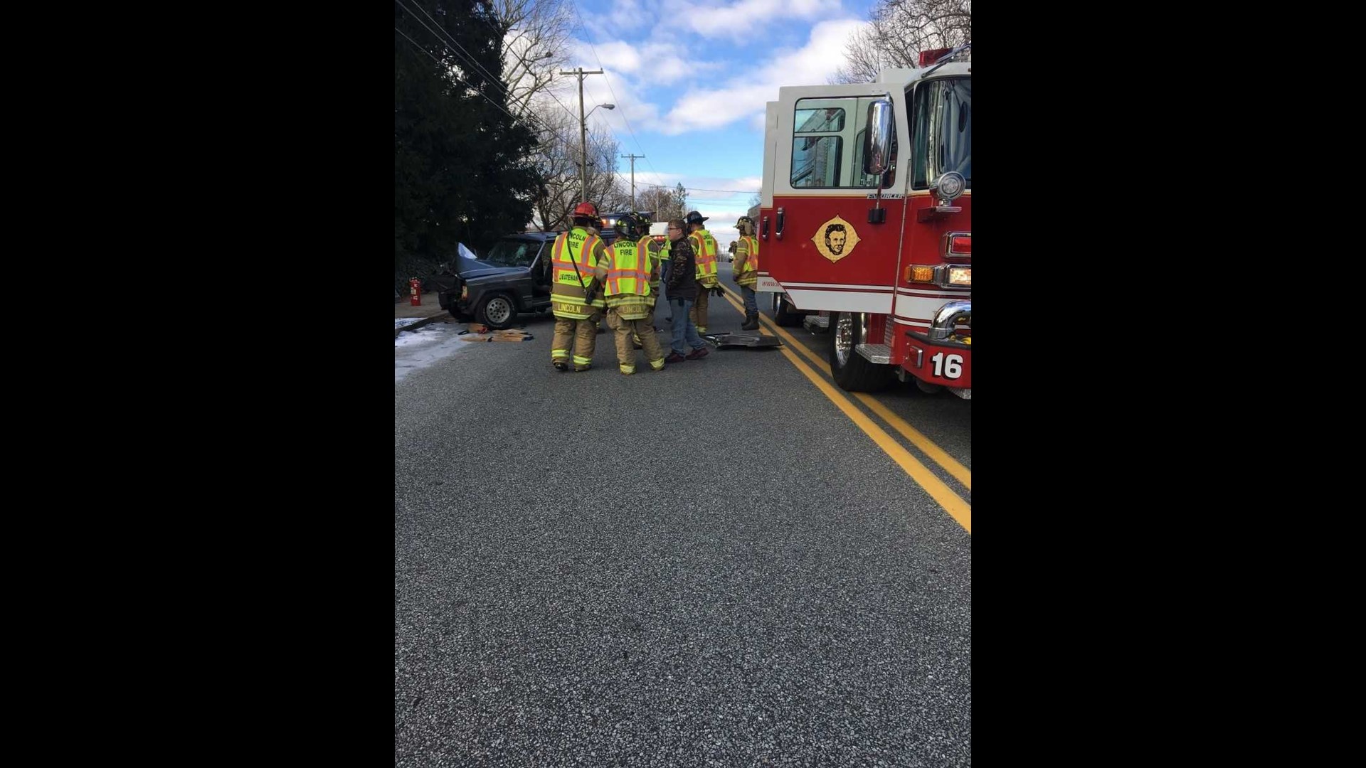 Singlevehicle crash in Ephrata, Lancaster County injures 3