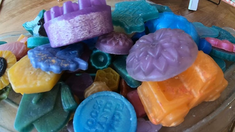 Soap making at York business is good, clean fun | Family First