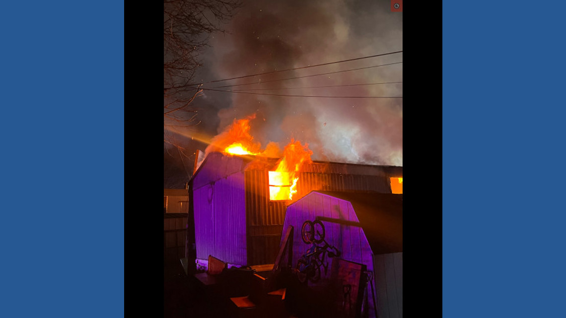 6 people displaced in mobile home fire in York County | fox43.com