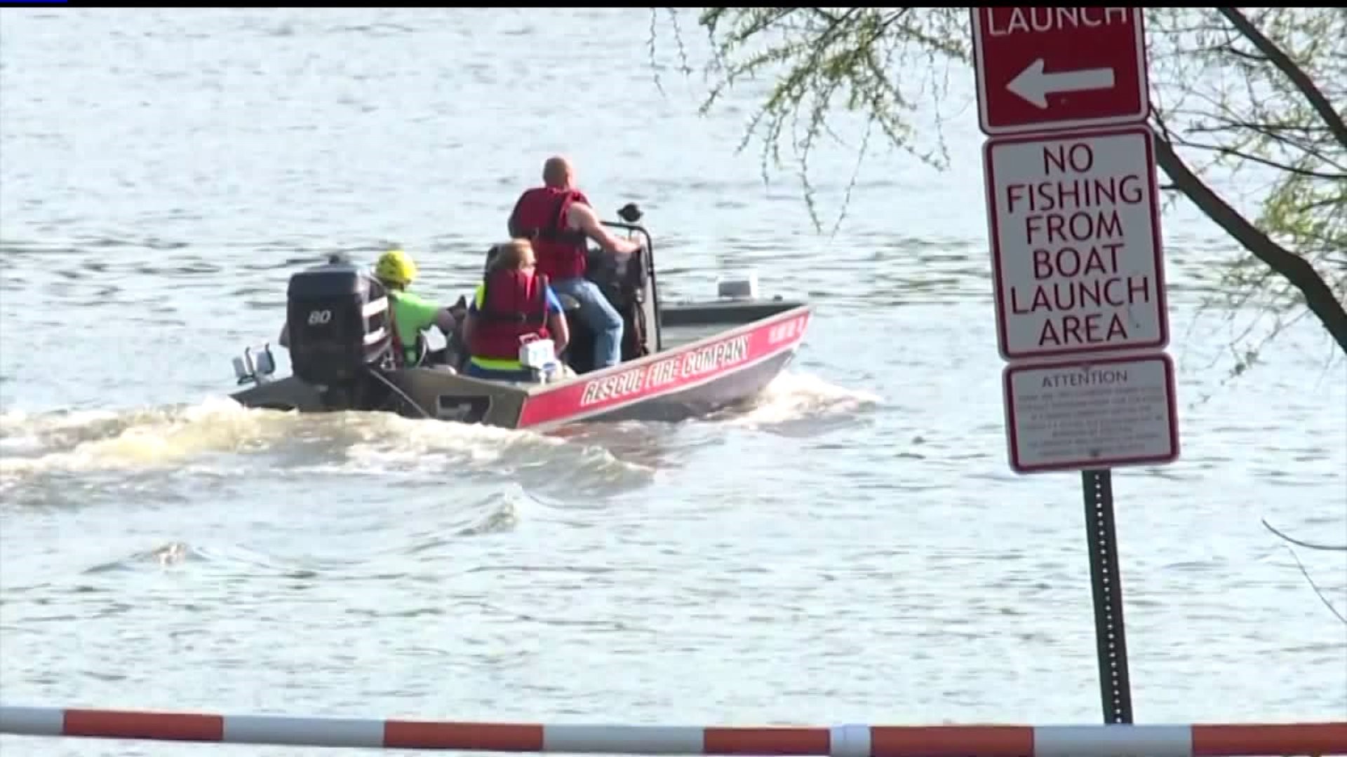 Crews are expected to continue their search for a 3 year old girl that went missing after a boat capsized on the Susquehanna River