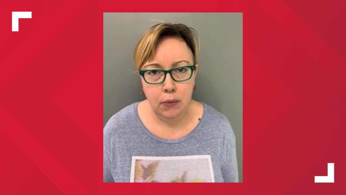 Pennsylvania woman plans to use insanity defense in slaying, dismemberment of parents - Vimarsana News