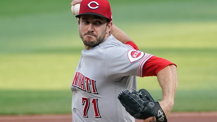 Overton gets 1st win, Reds beat Pirates 4-0 for 1st shutout