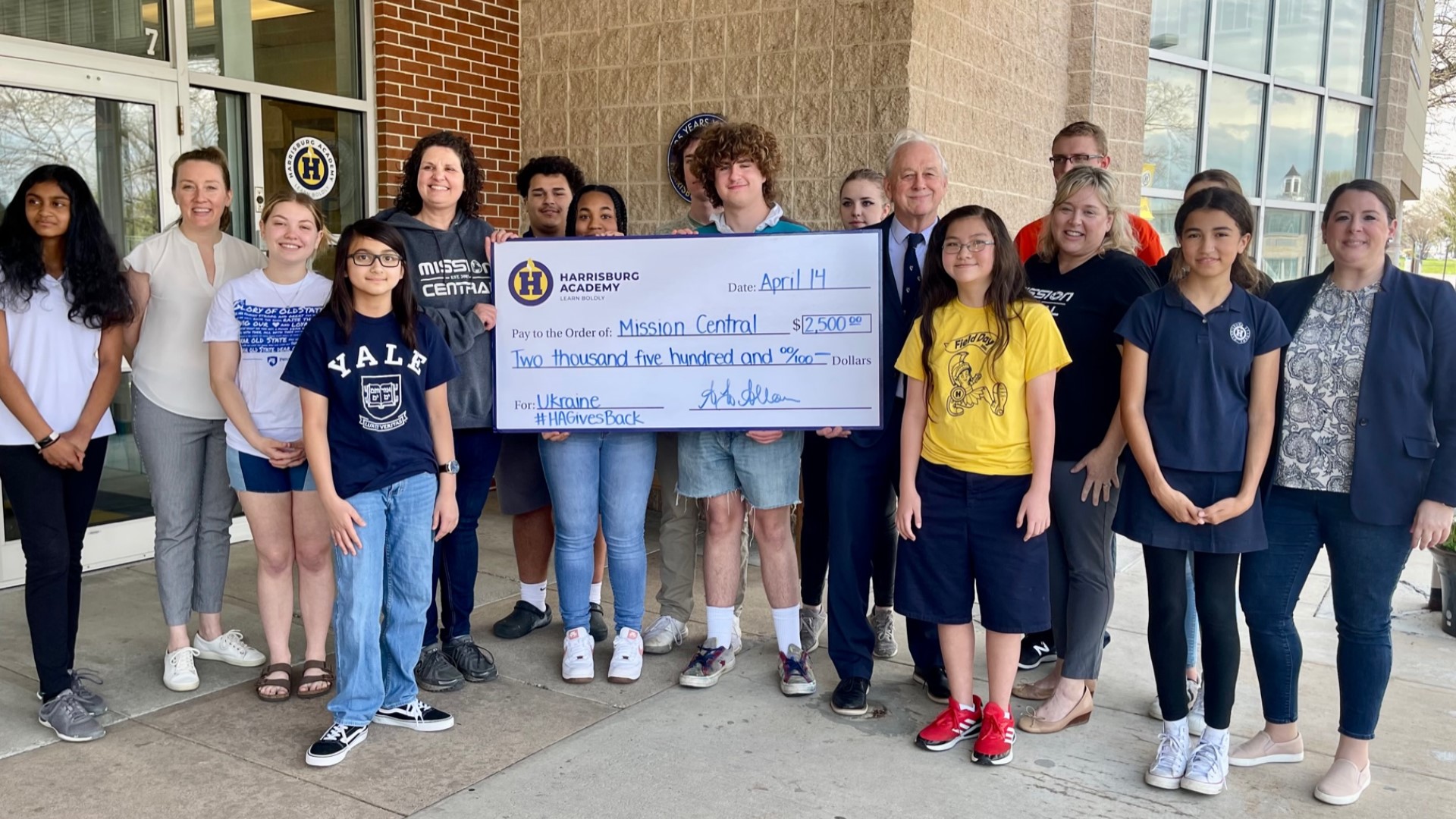 Harrisburg Academy students raised $2,500 to aid local non-profits provide donations to the war-stricken country of Ukraine.